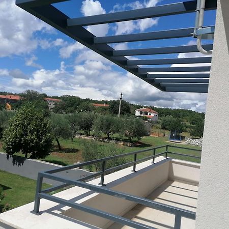 Villa Oskar Istrien Sveti Lovreč Pazenatički Exterior foto